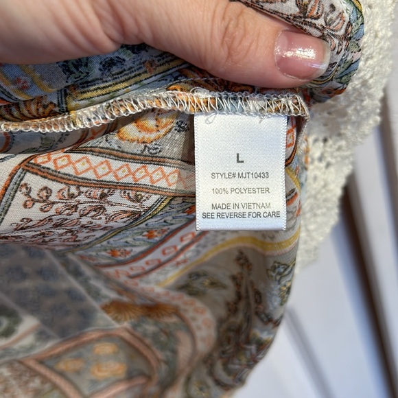 Fall Autumn Sheer Wrap Lace Hem - Picture 11 of 11